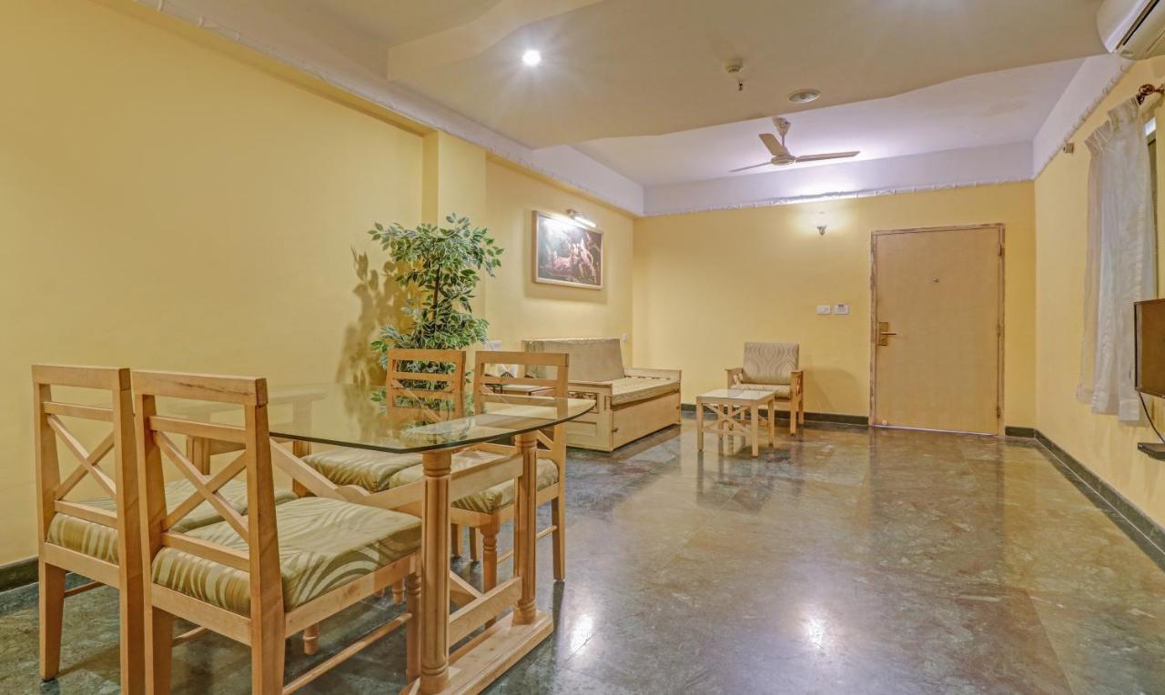 Treebo Komfort Suites, 3 Km From Mysore Palace Exteriör bild