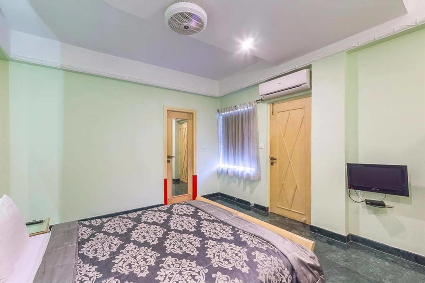 Treebo Komfort Suites, 3 Km From Mysore Palace Exteriör bild